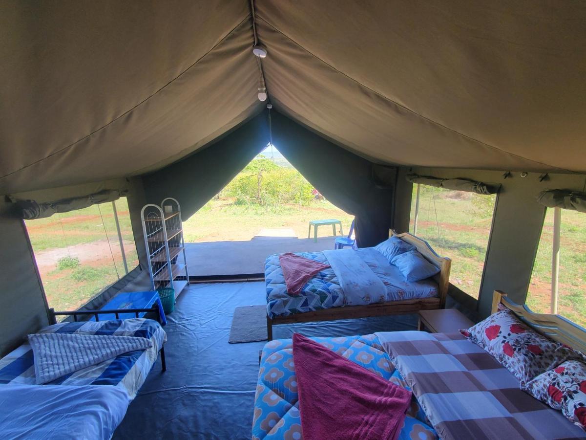 Semadep Safari Camp Bed and Breakfast Sekenani Esterno foto